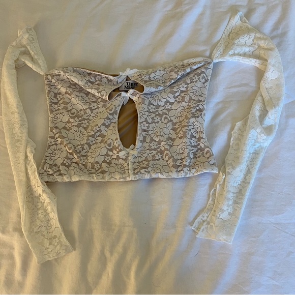 TIGER MIST - WHITE LONG SLEEVE - Picture 1 of 4